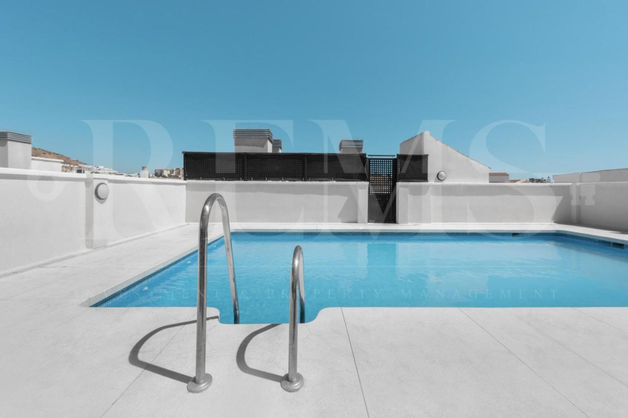 3Br Apartment With Parking And Patio In The Center By Rems Málaga Eksteriør billede